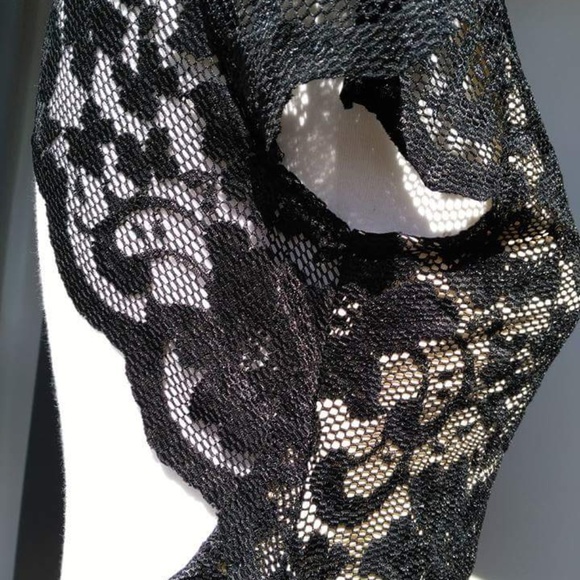 Black Lace Backless Bodycon Dress with Lining - Picture 6 of 8